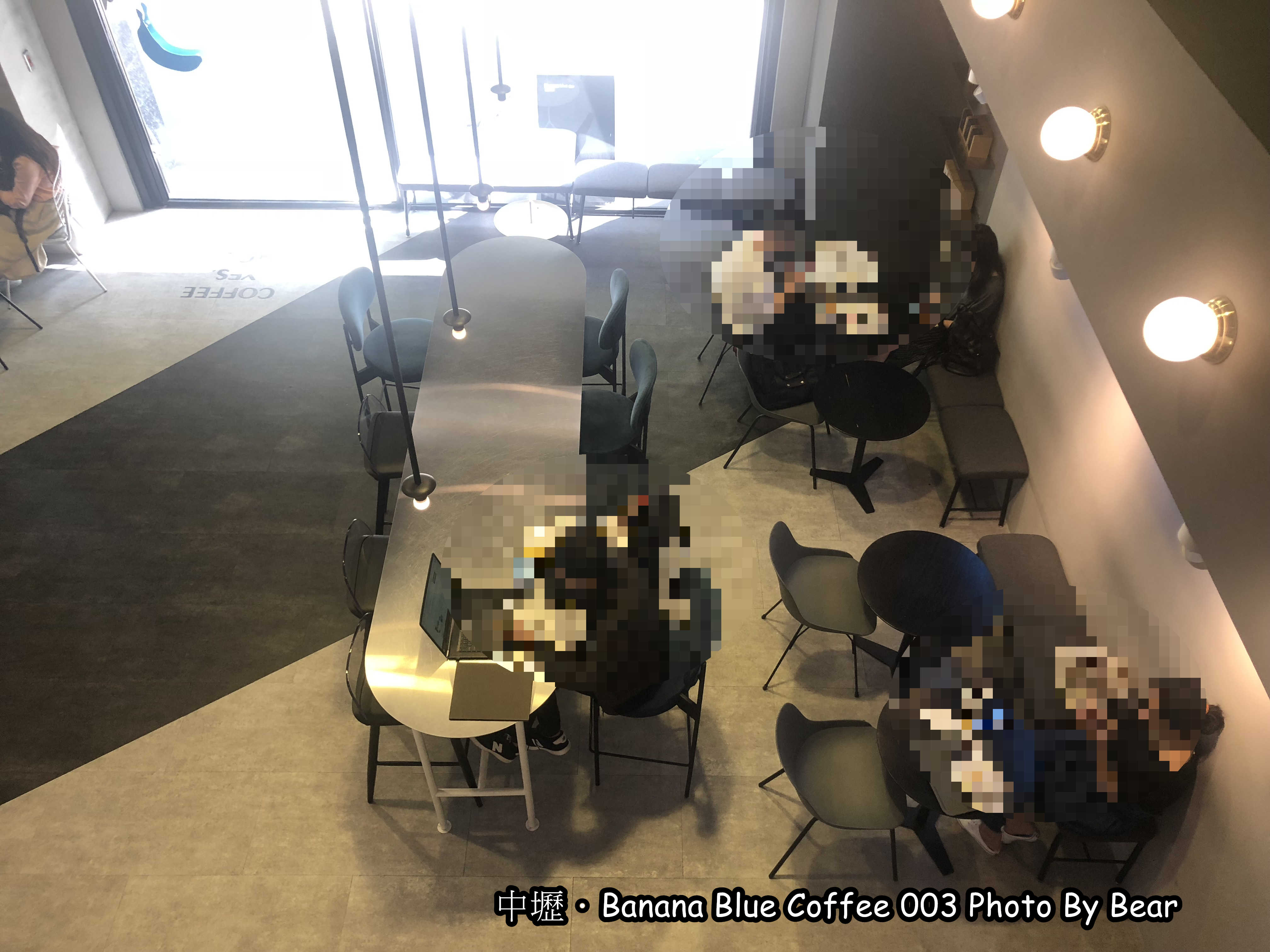 【已歇業】「中壢．Banana Blue Coffee 003/香蕉藍色咖啡3號店（平價咖啡/不限時/工業風/元化路上/近SOGO）」
