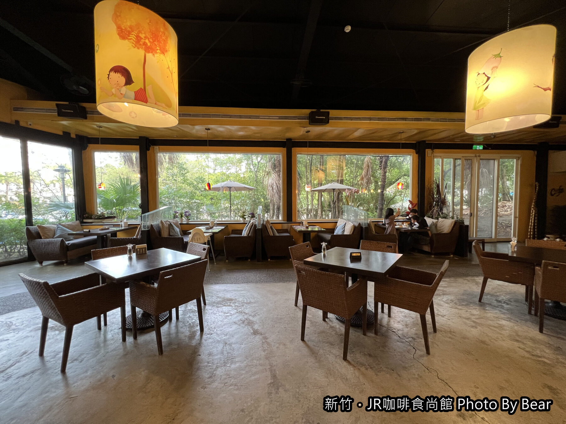 【新竹】JR咖啡食尚館．不藏私~青草湖.煙波飯店旁的高CP值精緻午茶，有甜也有鹹，飲料+鬆餅（輕食）只要$176！！！」