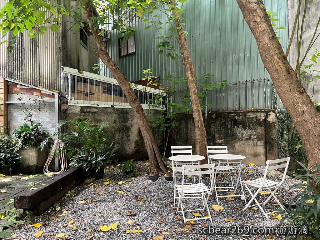 【嘉義】「桃城豆花-光華店．老醫館改建的復古文青風豆花店（豆漿豆花/輕食/酸麵包/沙拉.小點/甜點/不限時）」