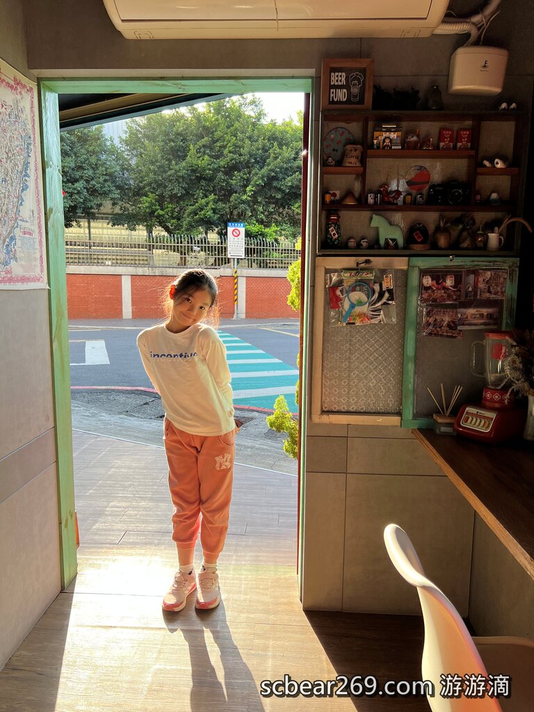 【桃園】「綠町冰室．來復古懷舊風冰果室呷冰、呷飯、呷麵和下午茶攏總有（烏龍麵/雞絲麵/七彩湯圓/手搖飲/蜜糖吐司/近建國國中）」