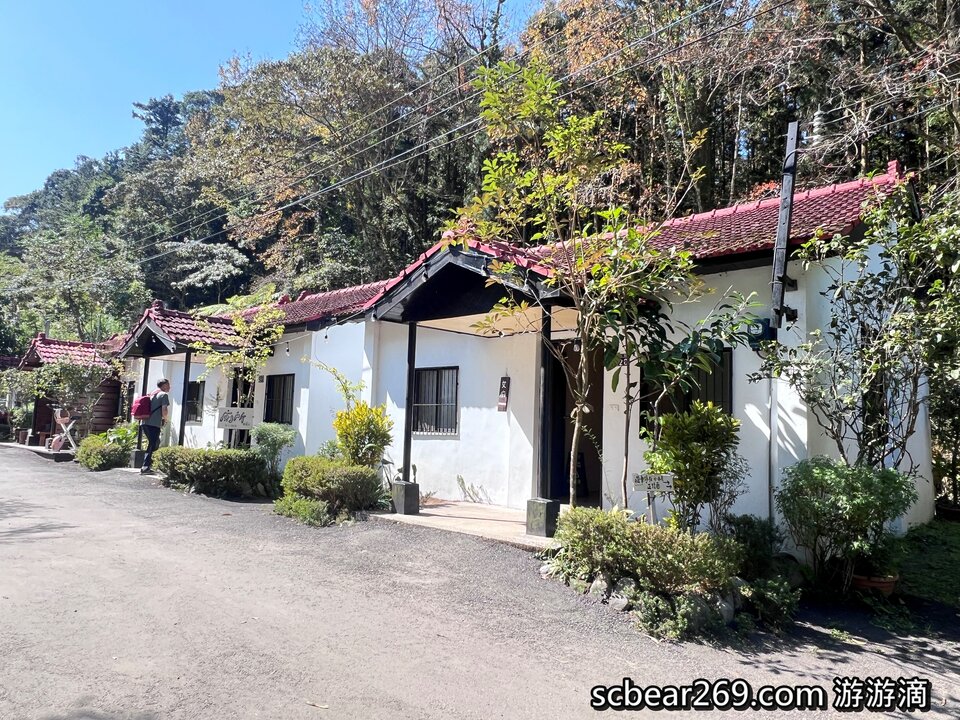 【北埔】「森窯have a Picnic．來森林野餐趣，位在五指山裡的不限時秘境餐廳（窯烤披薩/咖啡/限量甜點/野餐墊免費租借/無低消.服務費/有停車場）」