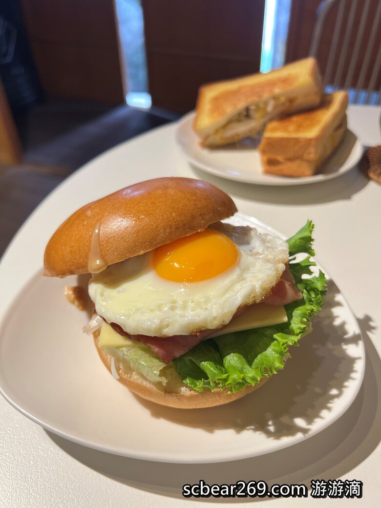 【萬華】「TokyoBike Cafe，隱身萬華新富町文化市場內的日式木屋特色單車咖啡館(早午餐/輕食/甜點/生活選物)」