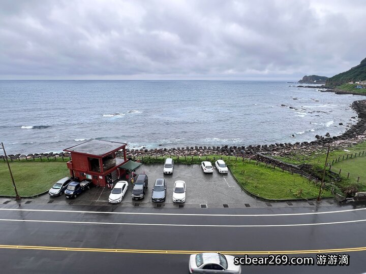 【瑞芳】「魚樵十五號民宿FISHHOME15 ．海景第一排，白天與黑夜都有海浪聲相伴的景觀民宿（星空魚樵房/炭烤吐司/炭井臭豆腐/有浴缸/好停車/近深澳鐵道自行車八斗子站）」