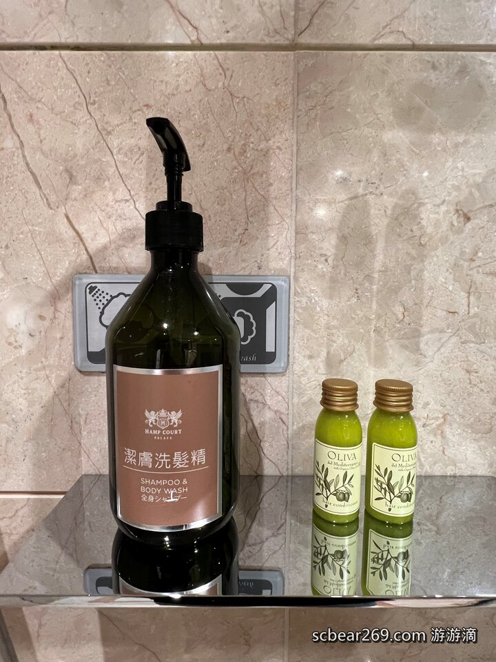【台北】「漢普頓酒店Hamp Court Palace Taipei．氣派又典雅的歐風維多利亞式建築酒店（經典家庭房/迎賓點心/泡麵宵夜/桌遊租借/近捷運松江南京站）」