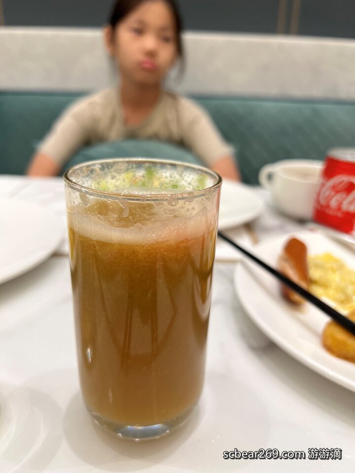 【台北】「漢普頓酒店Hamp Court Palace Taipei．氣派又典雅的歐風維多利亞式建築酒店（經典家庭房/迎賓點心/泡麵宵夜/桌遊租借/近捷運松江南京站）」