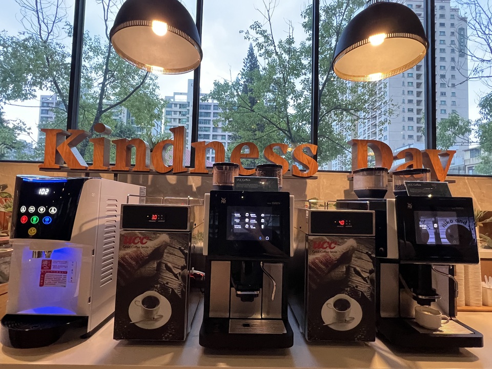 【台南】「康橋慢旅Kindness Day Hotel．府城住宿推薦，文青風設計旅店，宵夜.午茶點心吃到飽，還有免費腳踏車租借和自助洗衣.烘衣房」