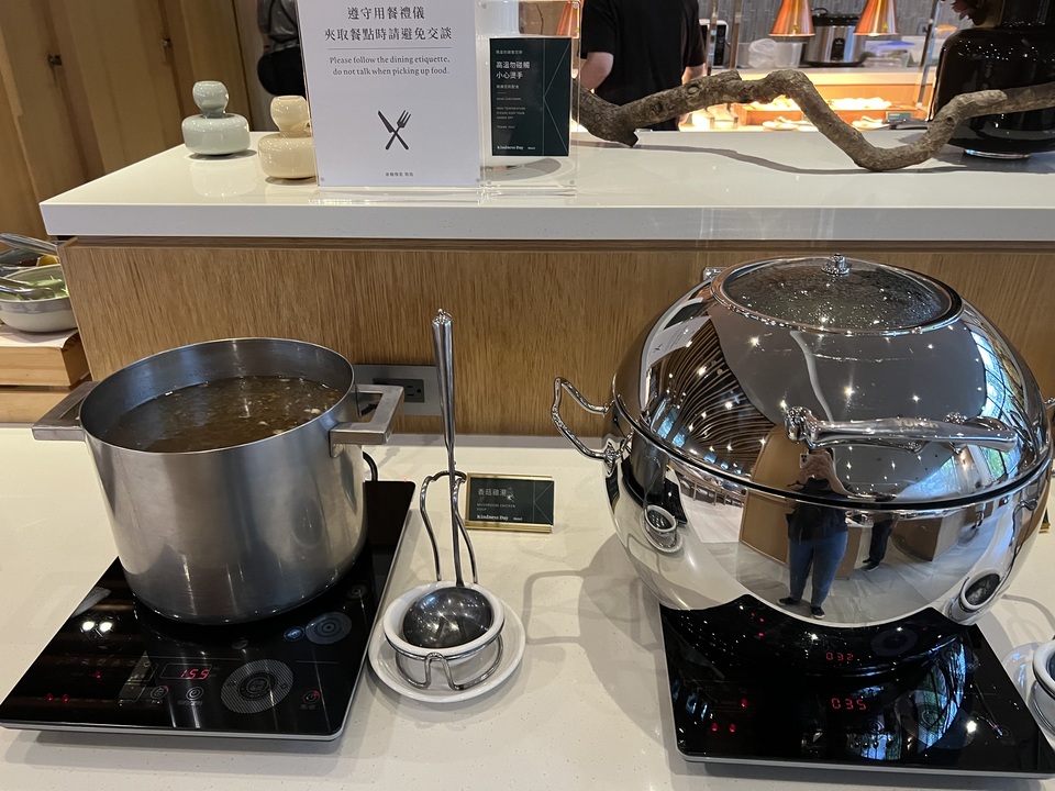 【台南】「康橋慢旅Kindness Day Hotel．府城住宿推薦，文青風設計旅店，宵夜.午茶點心吃到飽，還有免費腳踏車租借和自助洗衣.烘衣房」