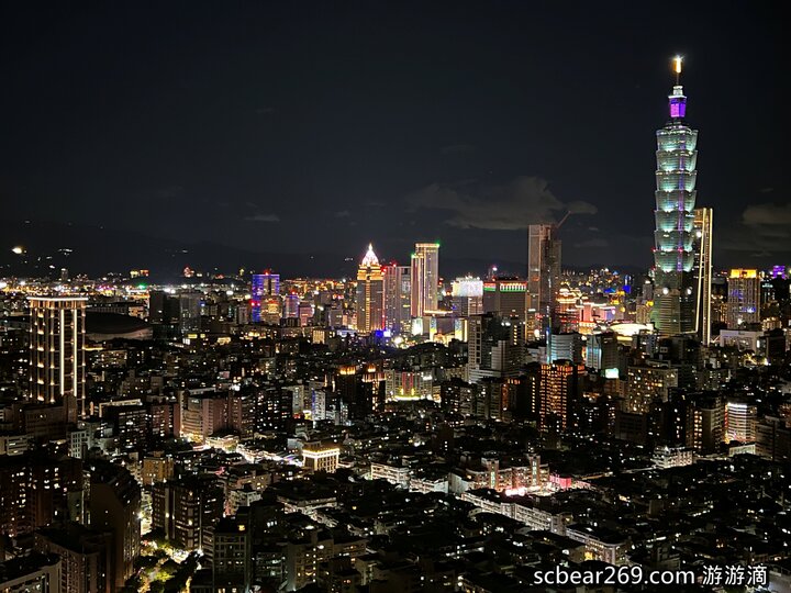 【台北】「遠東香格里拉Shangri-La Taipei ．房內也可看到101的豪華閣超豪華客房篇（中式奢華風/全視界觀景窗/川堂式衣櫃/頂樓溫水游泳池/美拍101夜景）」