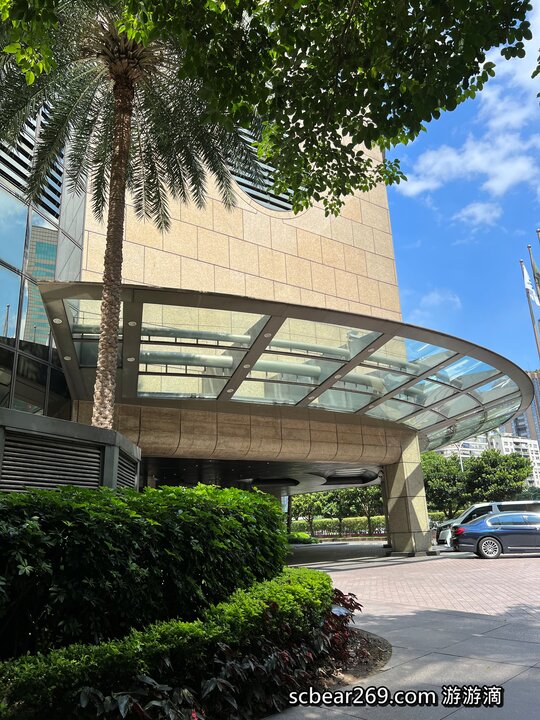 【台北】「遠東香格里拉Shangri-La Taipei ．房內也可看到101的豪華閣超豪華客房篇（中式奢華風/全視界觀景窗/川堂式衣櫃/頂樓溫水游泳池/美拍101夜景）」