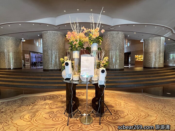 【台北】「遠東香格里拉Shangri-La Taipei ．房內也可看到101的豪華閣超豪華客房篇（中式奢華風/全視界觀景窗/川堂式衣櫃/頂樓溫水游泳池/美拍101夜景）」