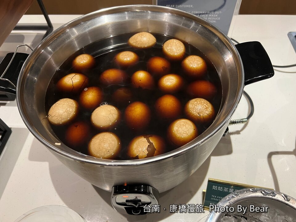 【台南】「康橋慢旅Kindness Day Hotel．府城住宿推薦，文青風設計旅店，宵夜.午茶點心吃到飽，還有免費腳踏車租借和自助洗衣.烘衣房」