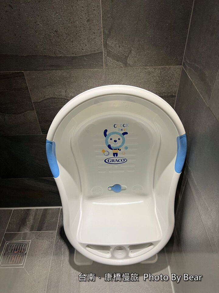 【台南】「康橋慢旅Kindness Day Hotel．府城住宿推薦，文青風設計旅店，宵夜.午茶點心吃到飽，還有免費腳踏車租借和自助洗衣.烘衣房」