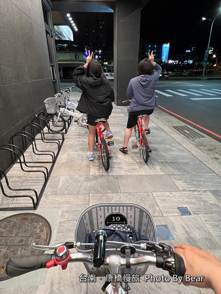 【台南】「康橋慢旅Kindness Day Hotel．府城住宿推薦，文青風設計旅店，宵夜.午茶點心吃到飽，還有免費腳踏車租借和自助洗衣.烘衣房」