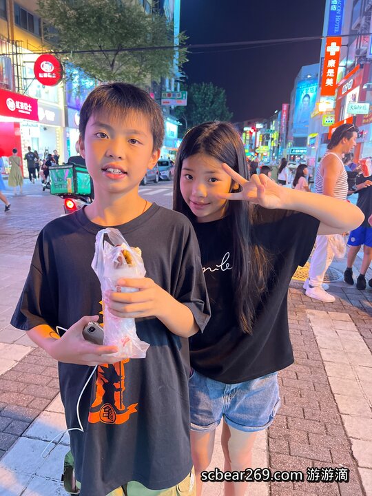 【台中】「逢甲星享道酒店In Sky Hotel.走路5分鐘就能逛夜市，設施一應俱全的高CP值住宿推薦（頂樓露天泳池/花園書房/道咖啡/健身房/中西式早餐/附停車場）」