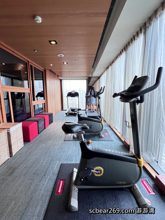 【台中】「逢甲星享道酒店In Sky Hotel.走路5分鐘就能逛夜市，設施一應俱全的高CP值住宿推薦（頂樓露天泳池/花園書房/道咖啡/健身房/中西式早餐/附停車場）」