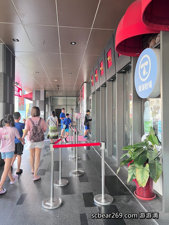 【台中】「逢甲星享道酒店In Sky Hotel.走路5分鐘就能逛夜市，設施一應俱全的高CP值住宿推薦（頂樓露天泳池/花園書房/道咖啡/健身房/中西式早餐/附停車場）」
