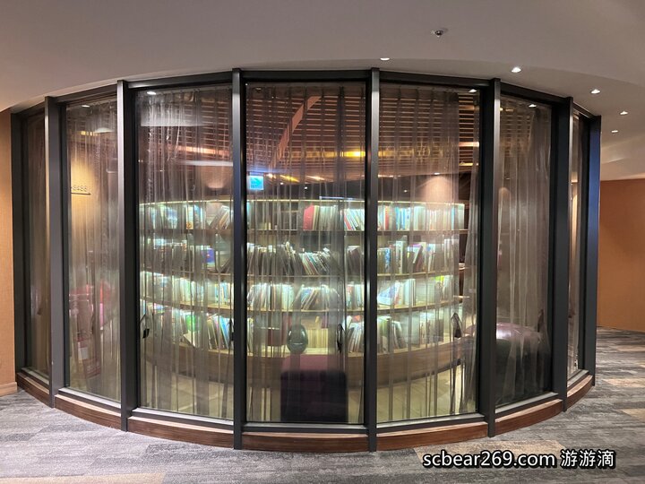 【台中】「逢甲星享道酒店In Sky Hotel.走路5分鐘就能逛夜市，設施一應俱全的高CP值住宿推薦（頂樓露天泳池/花園書房/道咖啡/健身房/中西式早餐/附停車場）」