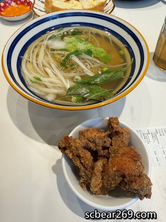 【八德】「越好吃越南料理．質感風越式料理（越式火鍋.飯品.河粉/經典小食.炸物/法國麵包/可線上訂餐/介壽路上.近大湳郵局）」