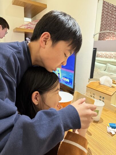 【新北】「Jiufen Breeze 九份惠風民宿．可將山景、海景與夜景盡收眼底的特色古厝改建民宿（Ｂ＆Ｂ／手作早餐／６人可包棟）」