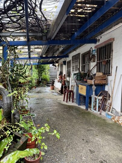 【九份】「暇咖啡hima cafe.坐擁山與海,美景盡收眼底的隱藏版景觀咖啡館(手沖.義式咖啡/聖代/可頌/手作甜點/無預約.採現場候位)」 【九份】「暇咖啡hima cafe.坐擁山與海,美景盡收眼底的隱藏版景觀咖啡館(手沖.義式咖啡/聖代/可頌/手作甜點/無預約.採現場候位)」