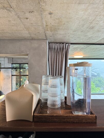 【九份】「暇咖啡hima cafe.坐擁山與海,美景盡收眼底的隱藏版景觀咖啡館(手沖.義式咖啡/聖代/可頌/手作甜點/無預約.採現場候位)」 【九份】「暇咖啡hima cafe.坐擁山與海,美景盡收眼底的隱藏版景觀咖啡館(手沖.義式咖啡/聖代/可頌/手作甜點/無預約.採現場候位)」