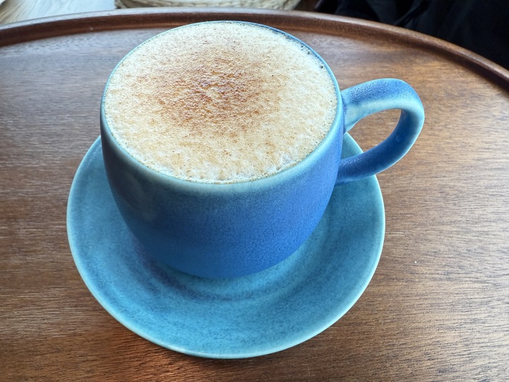 【九份】「暇咖啡hima cafe.坐擁山與海,美景盡收眼底的隱藏版景觀咖啡館(手沖.義式咖啡/聖代/可頌/手作甜點/無預約.採現場候位)」 【九份】「暇咖啡hima cafe.坐擁山與海,美景盡收眼底的隱藏版景觀咖啡館(手沖.義式咖啡/聖代/可頌/手作甜點/無預約.採現場候位)」