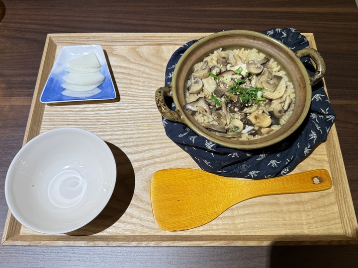 【桃園】「樂埔堂 LEPU TANG．昭和洋食專賣，77藝文町裡的日式老屋餐廳(土鍋炊飯/早午餐/鐵板料理/義大利麵/可線上訂位/近統領.火車站)」