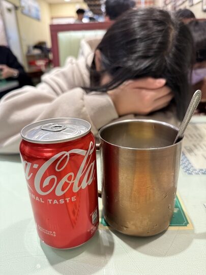 【桃園】「美生餐室-中華店．復古懷舊氛圍港式茶餐廳(港點/大排檔/燒臘/豬扒包/三文治.多士/蛋撻/近統領廣場.火車站/可線上訂位）」