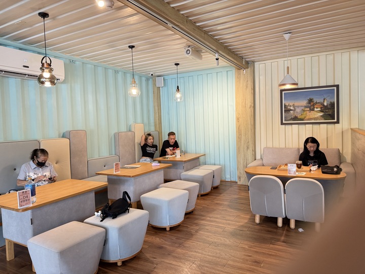 【平鎮】「厚冶 Bakery & Cafe．近央大，充滿綠意的日式職人手作麵包咖啡館（生吐司/三明治/點心/可內用.外帶/附停車場)」