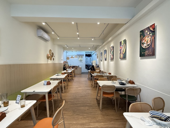 【八德】「越好吃越南料理．質感風越式料理（越式火鍋.飯品.河粉/經典小食.炸物/法國麵包/可線上訂餐/介壽路上.近大湳郵局）」
