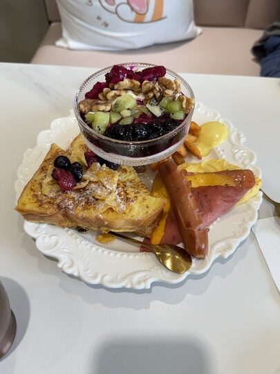 【中壢青埔】「哇嘎噠Wagada悠活早午餐 （法式吐司/丹麥吐司/咖哩飯/義式料理/漢堡/紅茶續杯/可線上訂位）」