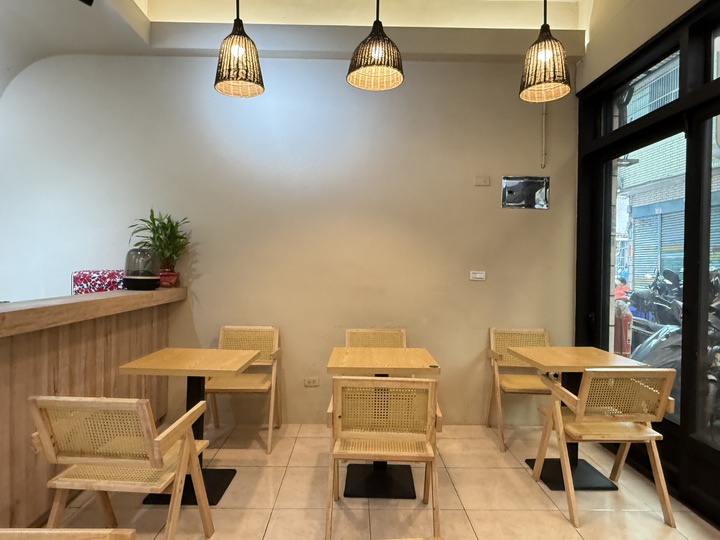 【八德】「萩喱.chill and chili-藏身大湳（市場）商圈巷弄裡的南洋風料理（叻沙/咖哩/炒飯.炒麵/炸物）」