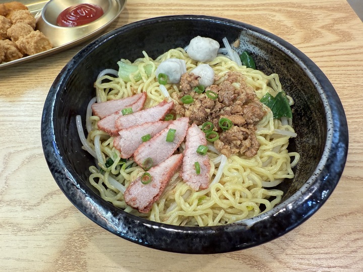 【八德】「萩喱.chill and chili-藏身大湳（市場）商圈巷弄裡的南洋風料理（叻沙/咖哩/炒飯.炒麵/炸物）」