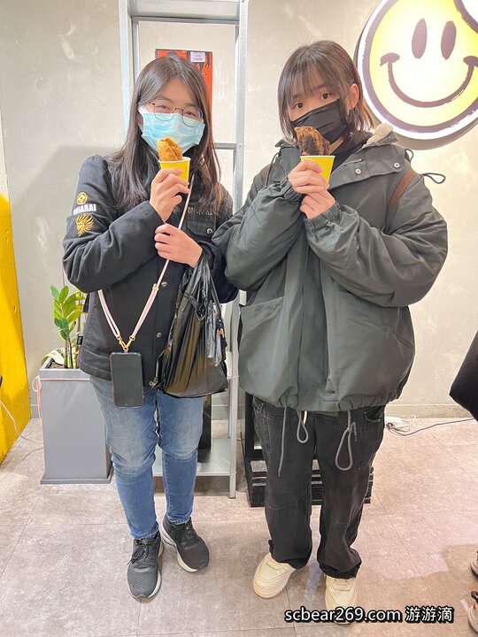 【首爾自由行】「媽媽帶孩子一起辦年貨之旅 Day 2 (上):望遠市場美食散策,QS炸雞、勳勳糖餅 & Paik’s Coffee」」 【首爾自由行】「媽媽帶孩子一起辦年貨之旅 Day 2 (上):望遠市場美食散策,QS炸雞、勳勳糖餅 & Paik’s Coffee」」