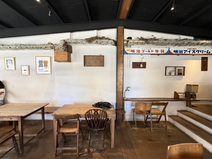 【高雄】「二雄咖啡．日系木質風老屋改造，復古童趣風早午餐咖啡館（咖哩飯/義大利麵/輕食/甜點/近雄女.愛河）」