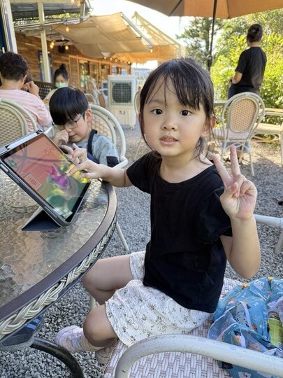 【新北坪林】「心茶合一TeaFlow．茶園步道旁的秘境咖啡館（早午餐/茶點/甜點/可芙/近茶葉博物館）」