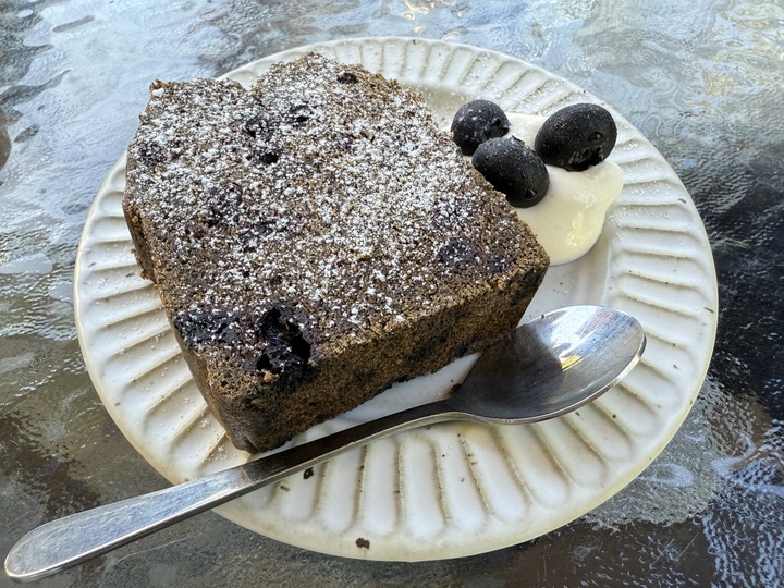 【新北坪林】「心茶合一TeaFlow．茶園步道旁的秘境咖啡館（早午餐/茶點/甜點/可芙/近茶葉博物館）」