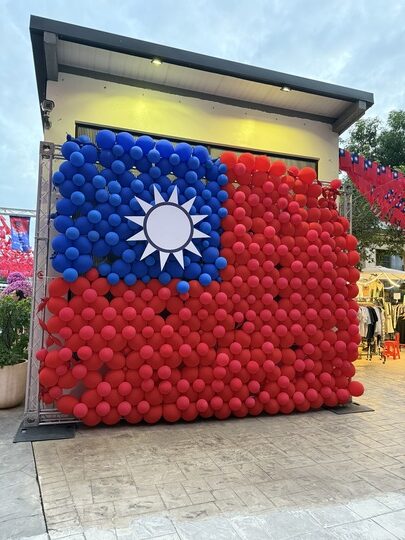 【平鎮】「癮食聖堂Poppy Church．忠貞新村文化園區內，基督教堂改建的緬泰台式創意料理複合式餐酒館」