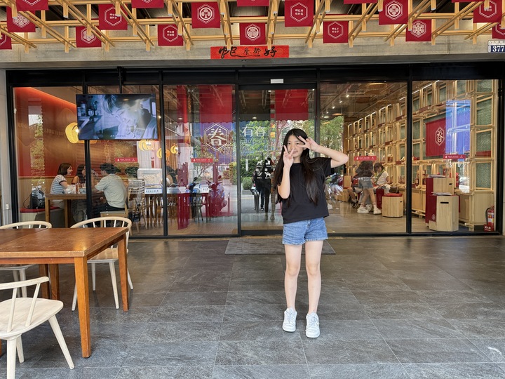 【台中】「有春茶館Wu Chun Tea Hall-大墩店,聚餐及泡茶聊天的好去處(復古中式茶館/手路菜/點心/鍋物/近IKEA.文心森林公園捷運站)」 【台中】「有春茶館Wu Chun Tea Hall-大墩店,聚餐及泡茶聊天的好去處(復古中式茶館/手路菜/點心/鍋物/近IKEA.文心森林公園捷運站)」