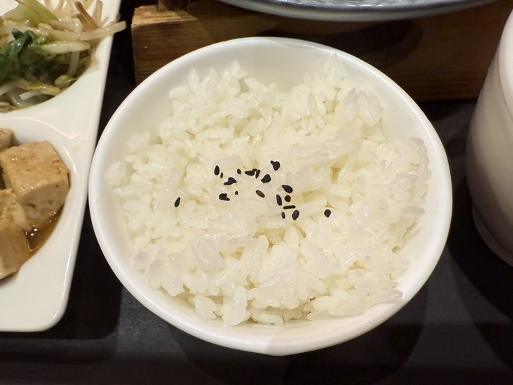 【台中】「有春茶館Wu Chun Tea Hall-大墩店,聚餐及泡茶聊天的好去處(復古中式茶館/手路菜/點心/鍋物/近IKEA.文心森林公園捷運站)」 【台中】「有春茶館Wu Chun Tea Hall-大墩店,聚餐及泡茶聊天的好去處(復古中式茶館/手路菜/點心/鍋物/近IKEA.文心森林公園捷運站)」