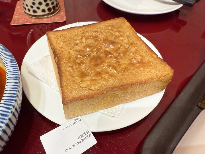 【台中】「有春茶館Wu Chun Tea Hall-大墩店,聚餐及泡茶聊天的好去處(復古中式茶館/手路菜/點心/鍋物/近IKEA.文心森林公園捷運站)」 【台中】「有春茶館Wu Chun Tea Hall-大墩店,聚餐及泡茶聊天的好去處(復古中式茶館/手路菜/點心/鍋物/近IKEA.文心森林公園捷運站)」