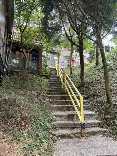 【南投】「依默騎馬度假莊園.來清境住一晚!騎馬體驗超吸睛,還有2-6 人彈性房型與豐盛中西式早餐」 【南投】「依默騎馬度假莊園.來清境住一晚!騎馬體驗超吸睛,還有2-6 人彈性房型與豐盛中西式早餐」