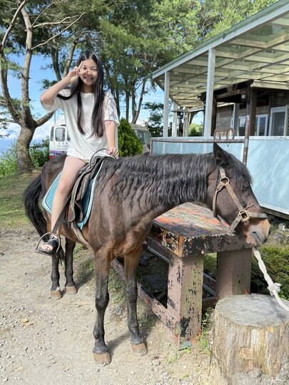 【南投】「依默騎馬度假莊園.來清境住一晚!騎馬體驗超吸睛,還有2-6 人彈性房型與豐盛中西式早餐」 【南投】「依默騎馬度假莊園.來清境住一晚!騎馬體驗超吸睛,還有2-6 人彈性房型與豐盛中西式早餐」