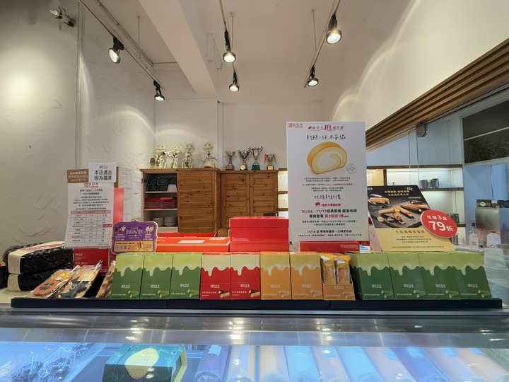 【新北】「亞尼克萬里創始店．生乳捲始祖，北海岸最甜中繼站，可內用可外帶的平價高CP值下午茶」