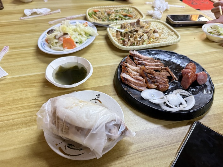 【南投】「依默騎馬度假莊園.來清境住一晚!騎馬體驗超吸睛,還有2-6 人彈性房型與豐盛中西式早餐」 【南投】「依默騎馬度假莊園.來清境住一晚!騎馬體驗超吸睛,還有2-6 人彈性房型與豐盛中西式早餐」