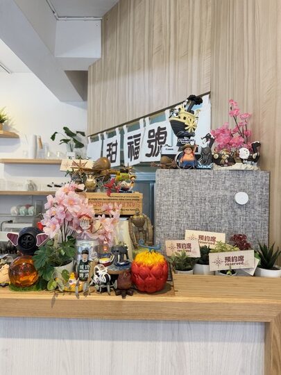 【內壢】「甜褔號．超澎湃~近百道料理可選擇的人氣咖啡館（早午餐/米飯/義式料理/漢堡/鬆餅/親子.寵物友善/近火車站.忠孝路商圈）」