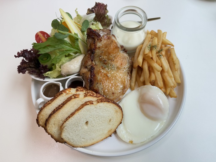 【內壢】「甜褔號.超澎湃~近百道料理可選擇的人氣咖啡館(早午餐/米飯/義式料理/漢堡/鬆餅/親子.寵物友善/近火車站.忠孝路商圈)」 【內壢】「甜褔號.超澎湃~近百道料理可選擇的人氣咖啡館(早午餐/米飯/義式料理/漢堡/鬆餅/親子.寵物友善/近火車站.忠孝路商圈)」