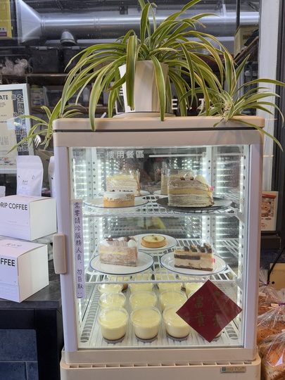 【豐原】「駿咖啡 JIUN COFFEE WORKSHOP．隱身巷弄裡的低調老宅咖啡，咖啡香與麵包香融合的味覺饗宴，還有高CP值下午茶套餐」