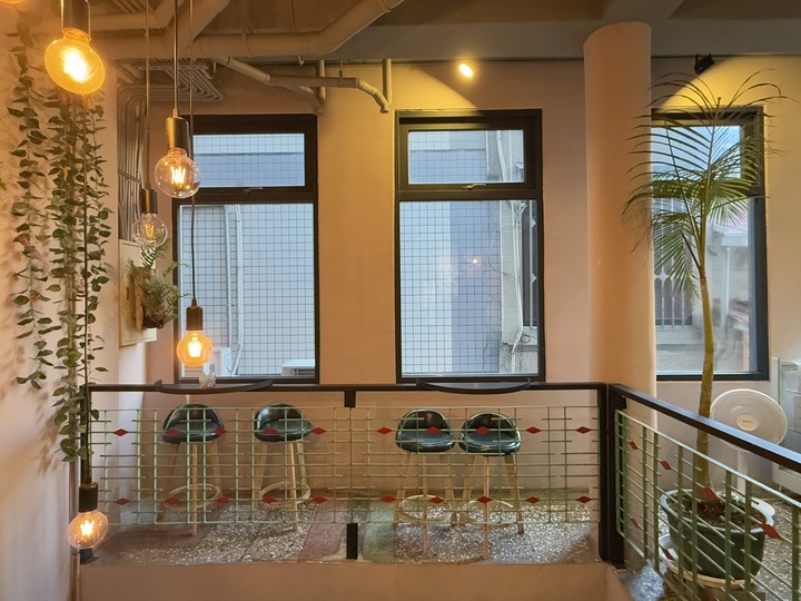 【豐原】「駿咖啡 JIUN COFFEE WORKSHOP．隱身巷弄裡的低調老宅咖啡，咖啡香與麵包香融合的味覺饗宴，還有高CP值下午茶套餐」