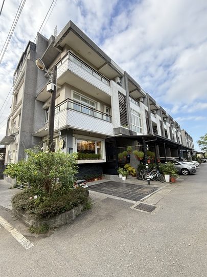 【宜蘭五結】「卡斯比亞精品民宿.附電梯.車位,還有美味手作早餐的質感風民宿(近冬山河親水公園.傳藝中心.羅東夜市)」 【宜蘭五結】「卡斯比亞精品民宿.附電梯.車位,還有美味手作早餐的質感風民宿(近冬山河親水公園.傳藝中心.羅東夜市)」